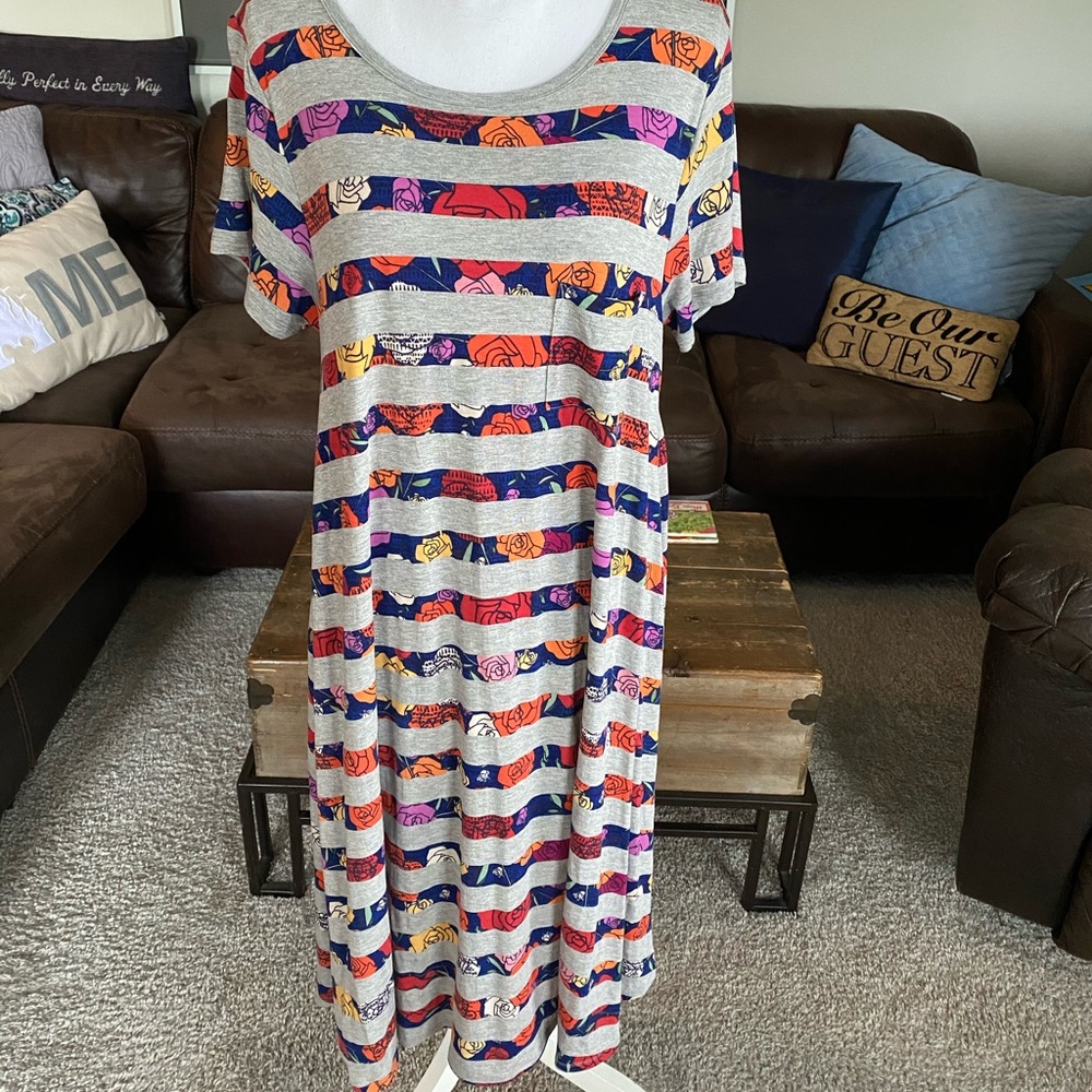 Lularoe Carly